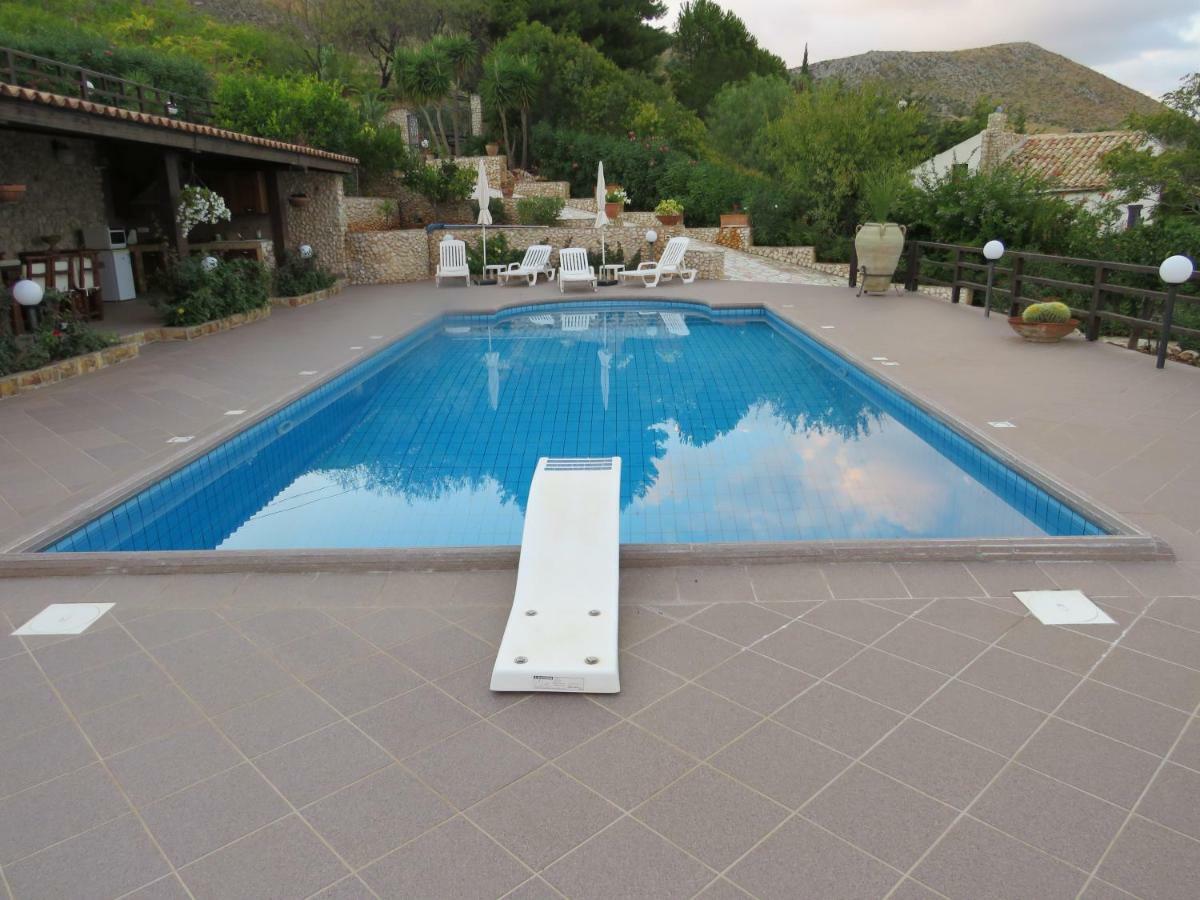 فيلا Casale Giulietta سكوبيلو المظهر الخارجي الصورة