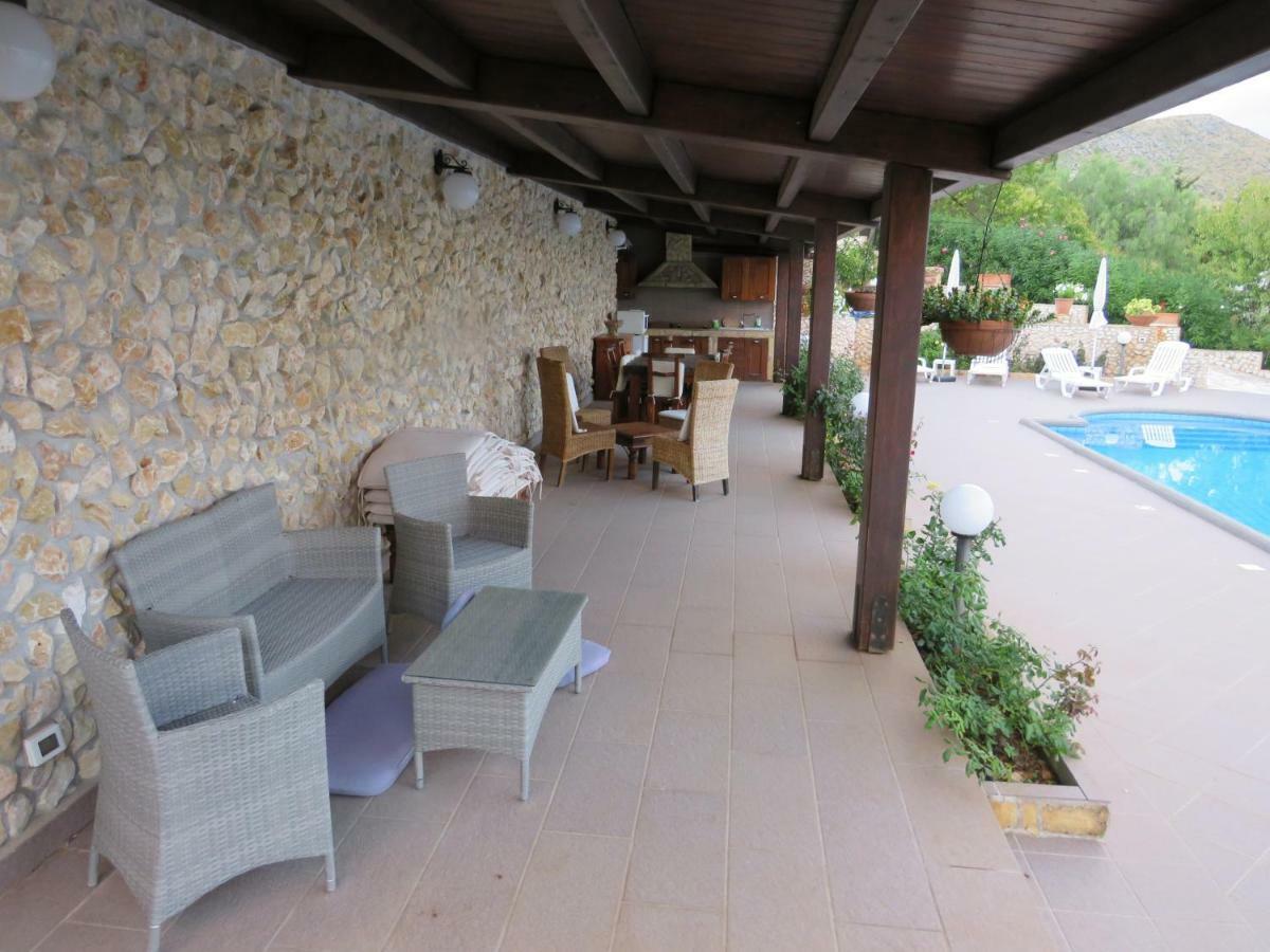 فيلا Casale Giulietta سكوبيلو المظهر الخارجي الصورة