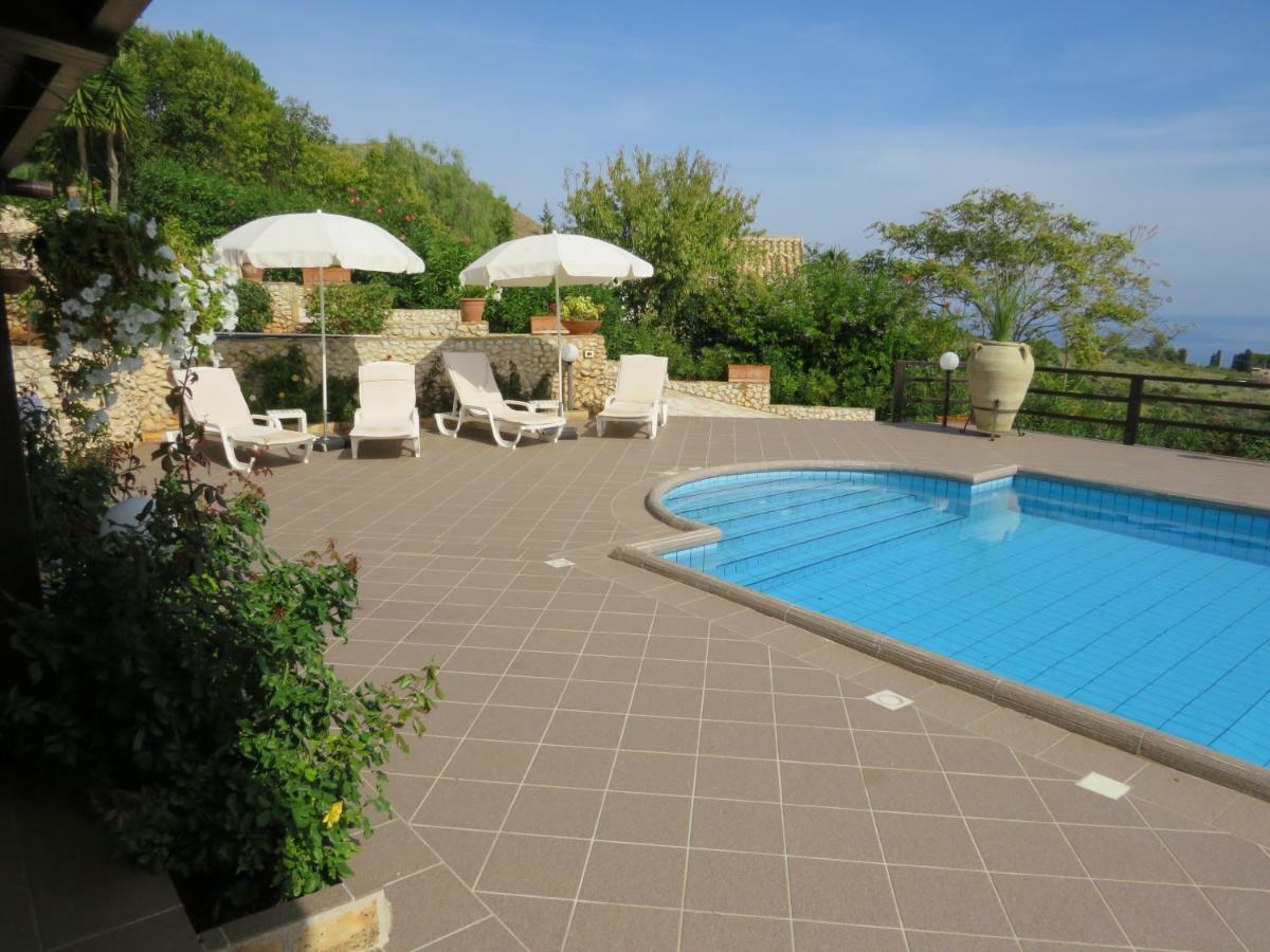 فيلا Casale Giulietta سكوبيلو المظهر الخارجي الصورة