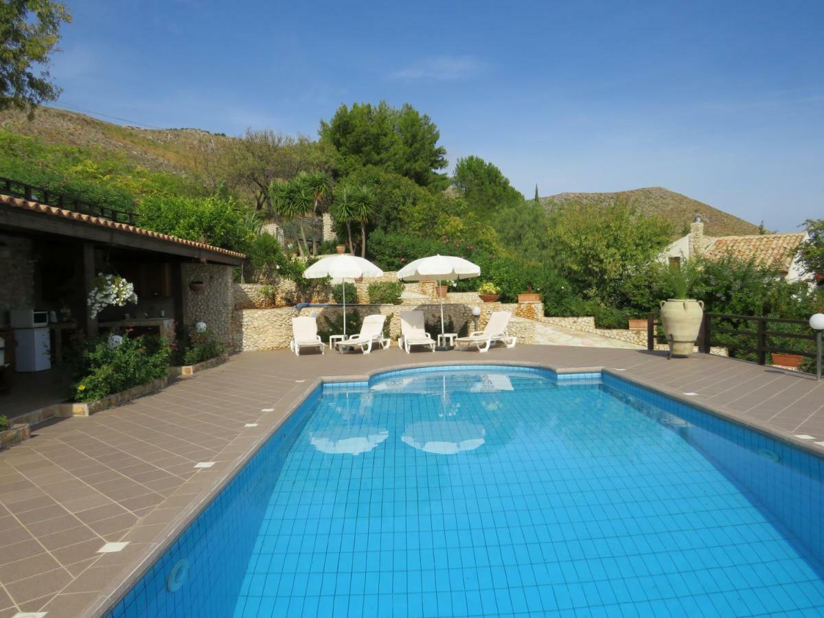 فيلا Casale Giulietta سكوبيلو المظهر الخارجي الصورة